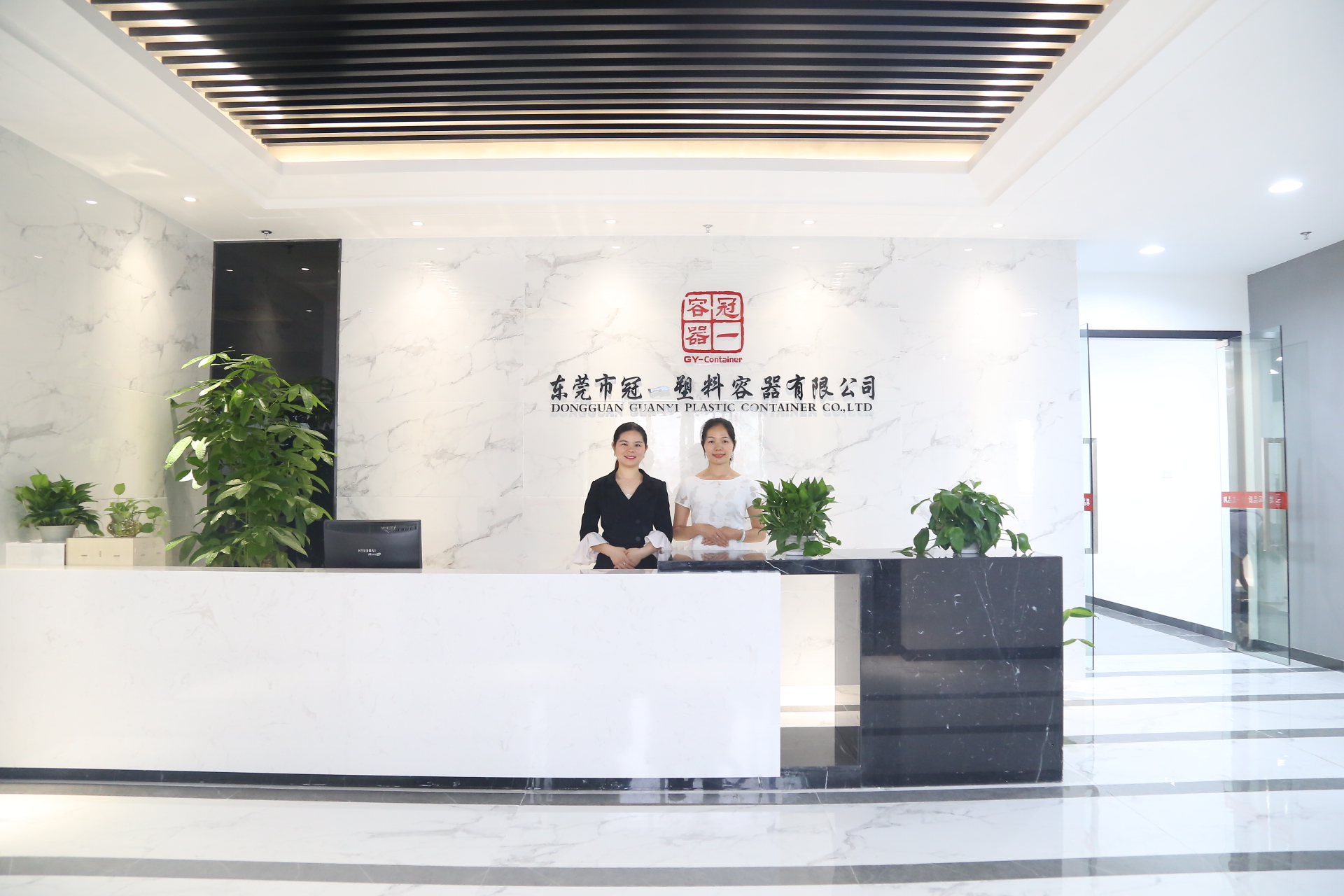 年末冠一大量直銷各種香精香料塑料瓶